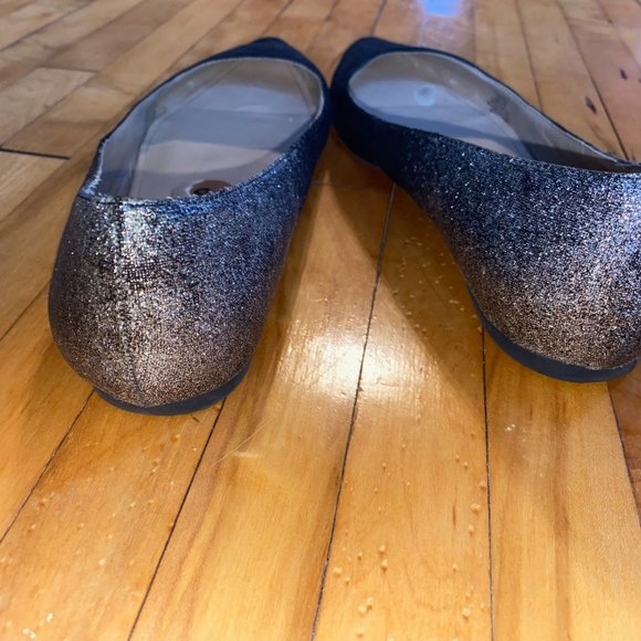 Black Silver Sparkles Pointed Toe Flat. Business in front/party in the back - Picture 4 of 6